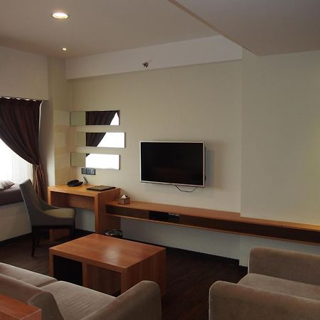 C'Haya Hotel Kota Kinabalu Kamer foto