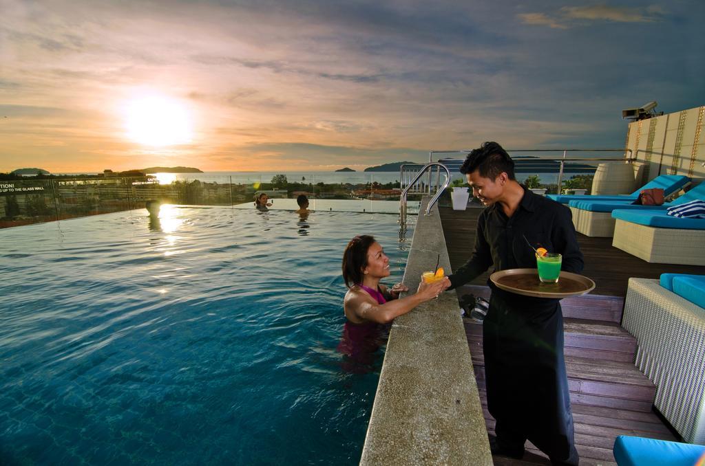 C'Haya Hotel Kota Kinabalu Buitenkant foto