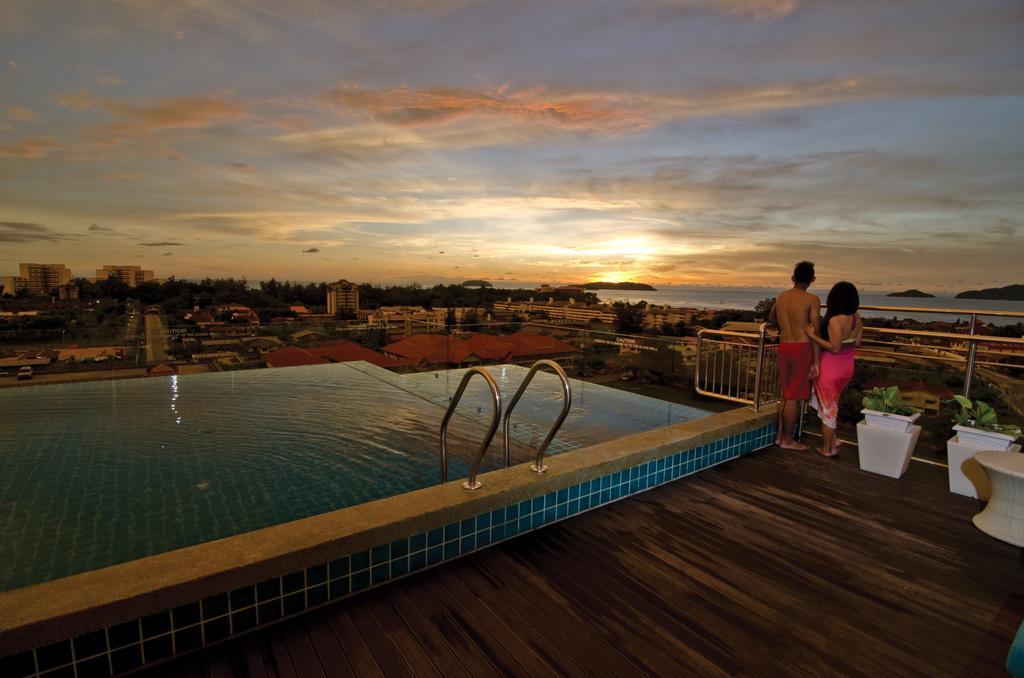 C'Haya Hotel Kota Kinabalu Buitenkant foto