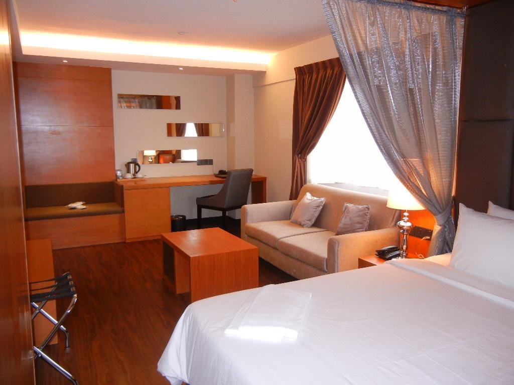 C'Haya Hotel Kota Kinabalu Kamer foto